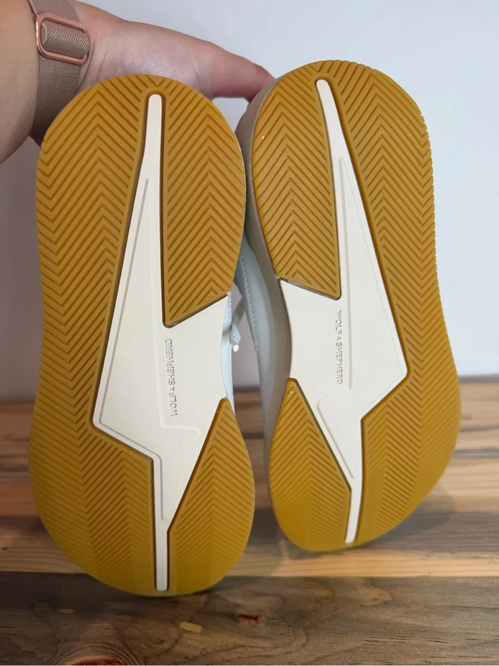 White Low-Top Women's Sneakers with Cream Sole